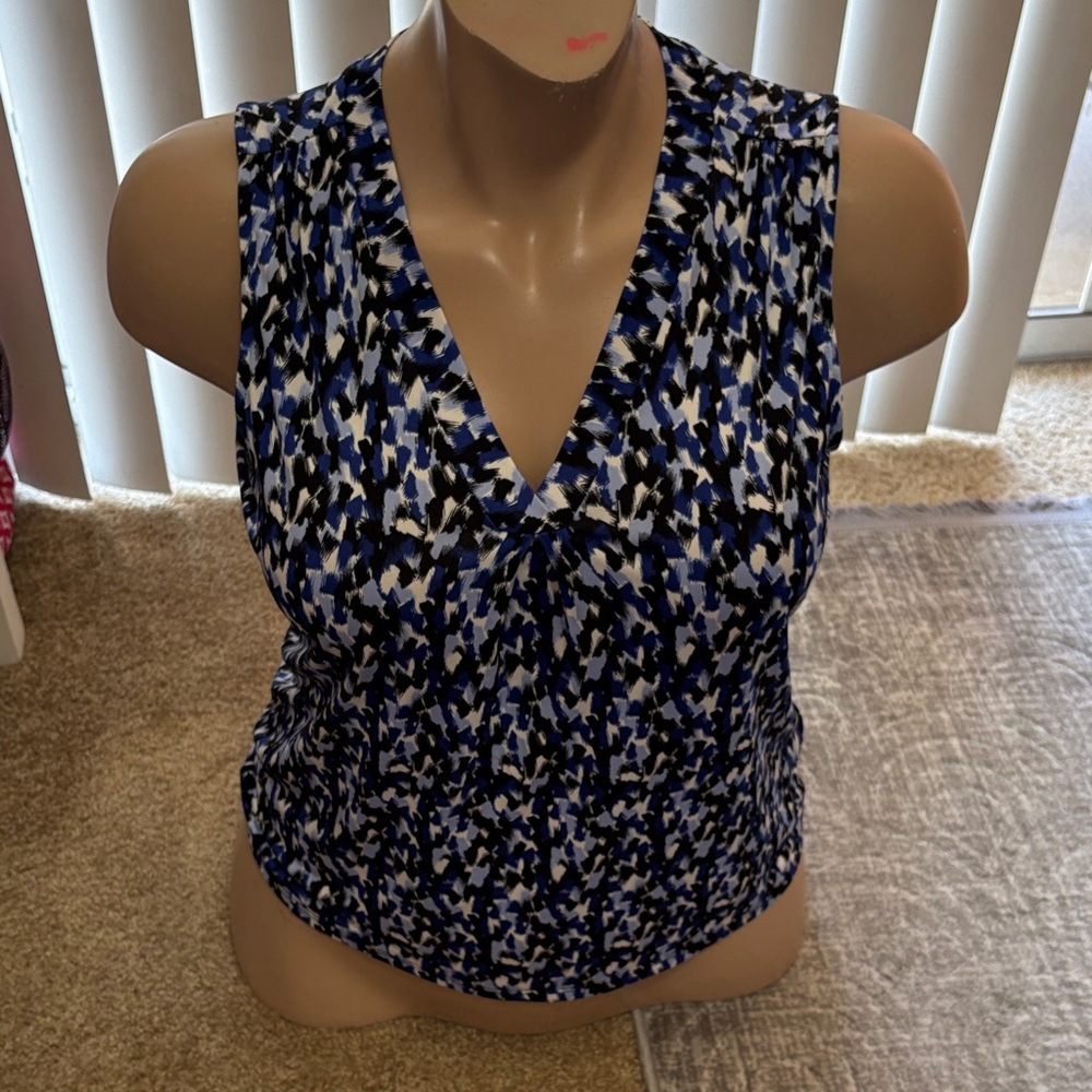 Sleeveless Blue Black White V-Neck Women's Top